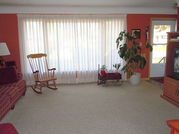 5th image of 7770 Ann Arbor Dr