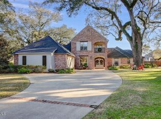 111 Oak Aly, Lafayette, LA 70508