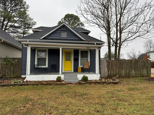 802 NE 2nd St, Bentonville, AR 72712