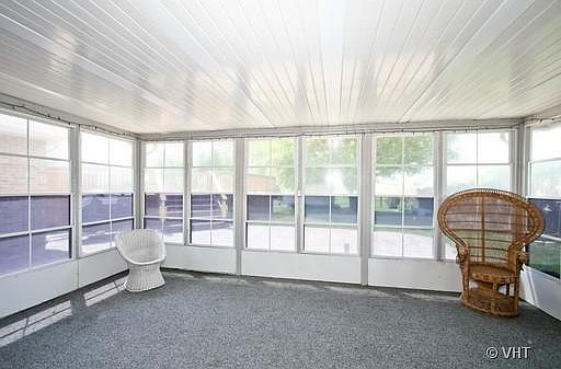 3rd image of 15636 Larkspur Ln