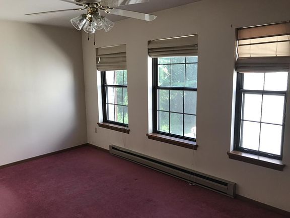 Bedroom (before new carpet)