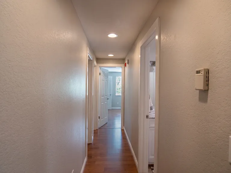 16817 Larch Way E #E105 — Photo 34