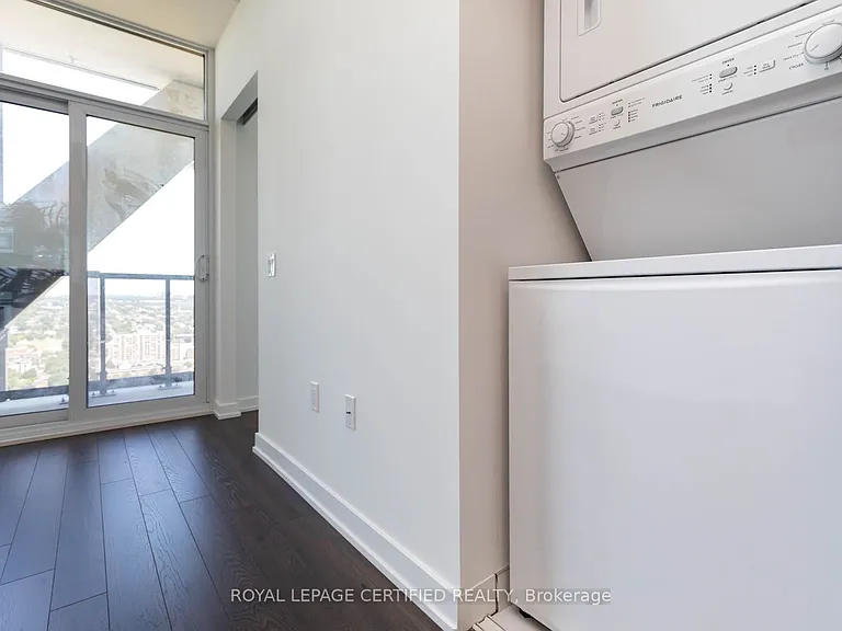 30 Ordnance St #2805 — Photo 16