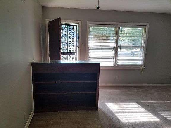 4th image of 3371 Dogwood Ln