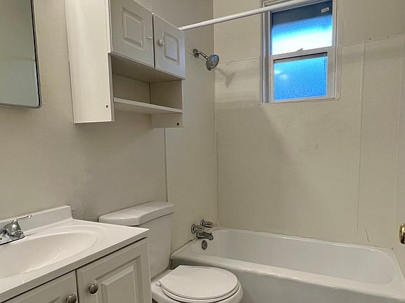 4th image of 4845 W 11th Ave #4851A