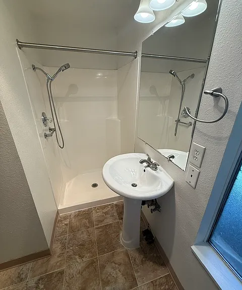 6115 S Kelly Ave — Photo 18