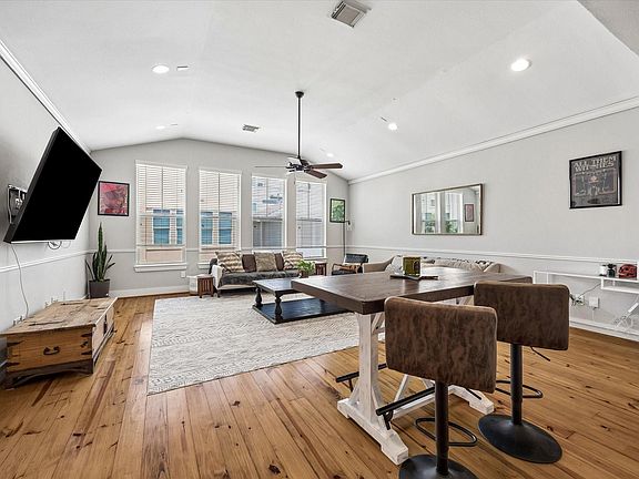 5th image of 107 Riley Ln