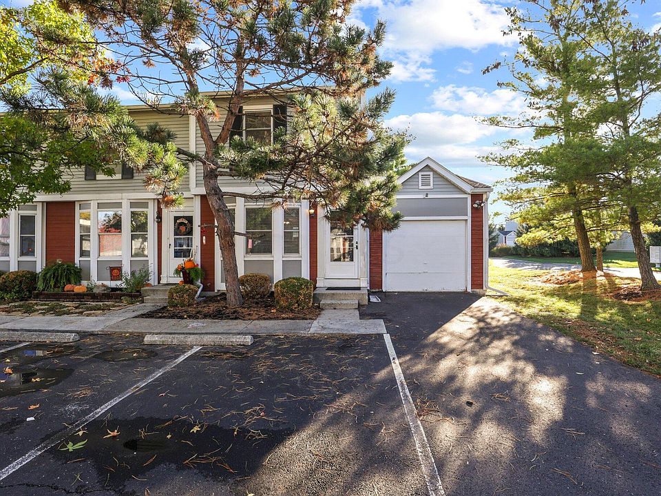 1st image of 832 Annagladys Dr #B4