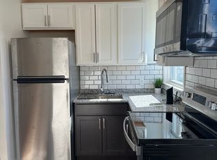 822 S George St APT 3, York, PA 17403