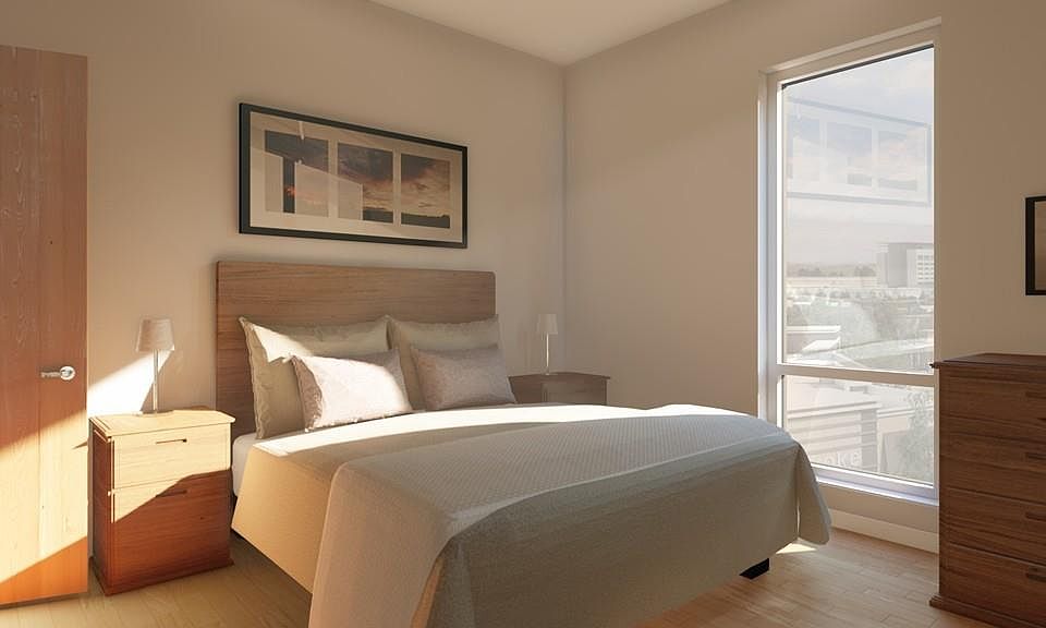 2nd image of 2451 Washington St #403