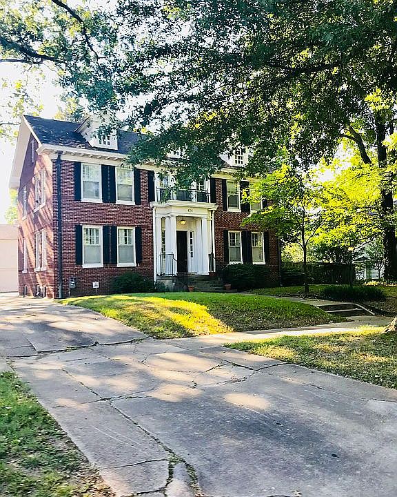 Colonial brick summer photo