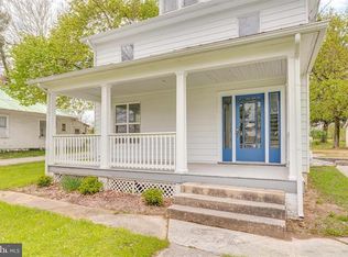 18 Dale Earnhardt Ln, Martinsburg, WV 25404
