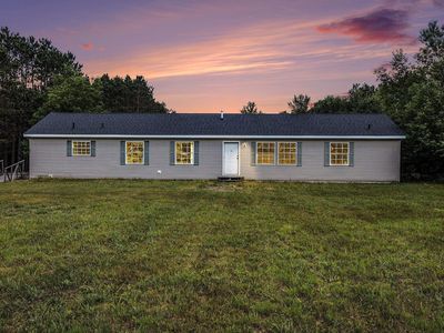 5820 Pine Aire Dr, Grawn, MI, 49637