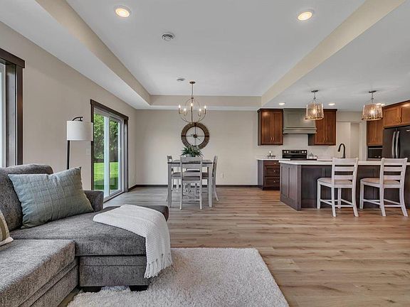 5th image of 5815 Rivers Edge Dr