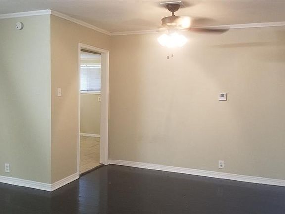 3rd image of 2116 Marilyn Ln