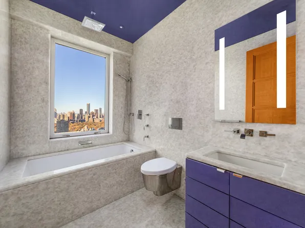 200 East 61st Street image 12 of 17