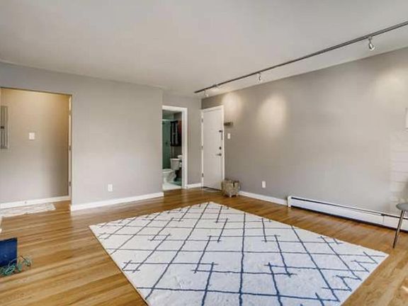5th image of 1245 N Columbine St Unit 202