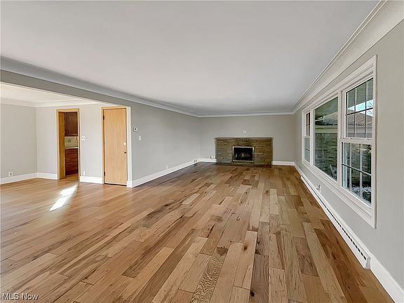 3rd image of 1839 Caronia Dr