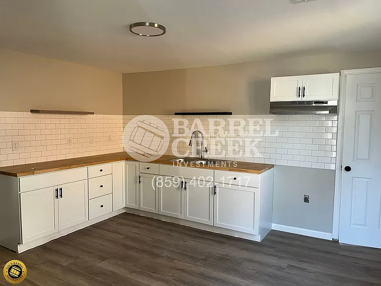 125 Devonia Ave — Photo 3