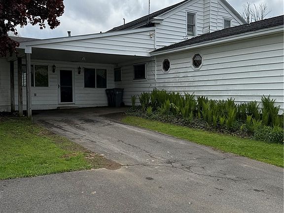 3rd image of 906 Jervis Ave