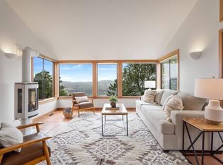 35 Sunnyside Dr, Inverness, CA 94937