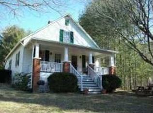 1066 Woodcroft Dr, Blue Ridge, VA 24064