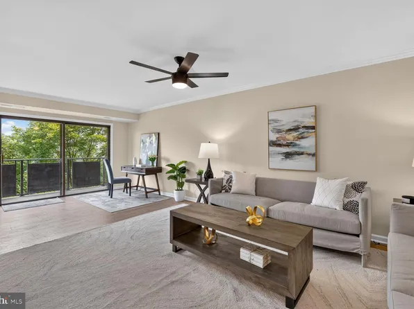 6001 Arlington Blvd APT 704, Falls Church, VA 22044
