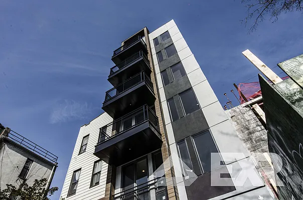 Rented by EXR | media 13