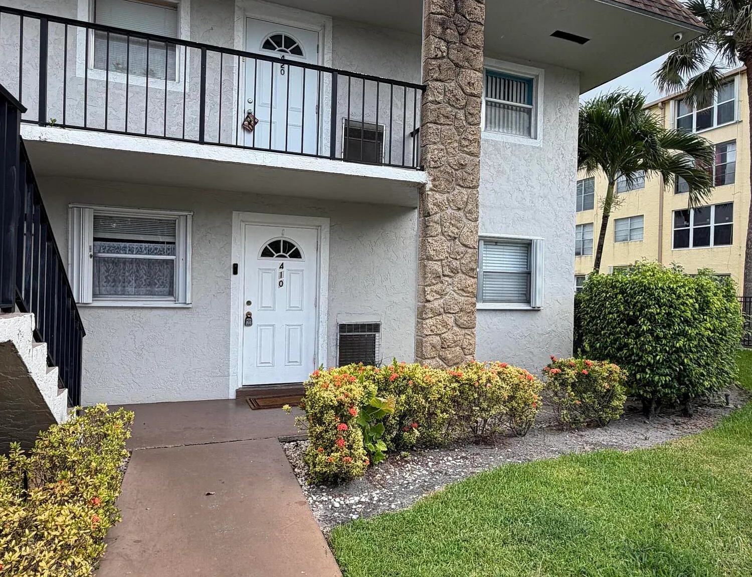 sandalfoot blvd condo — Photo 3