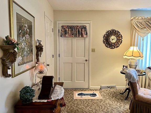 2nd image of 103 Crescent Dr