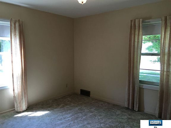 5th image of 2523 Crawford St