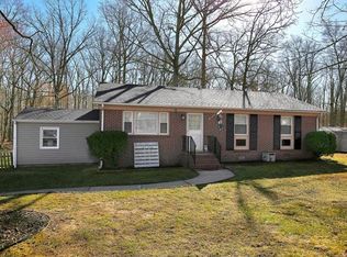 1604 Dogwood Rd, Powhatan, VA 23139