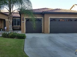 9424 Coney Island Dr, Bakersfield, CA 93311