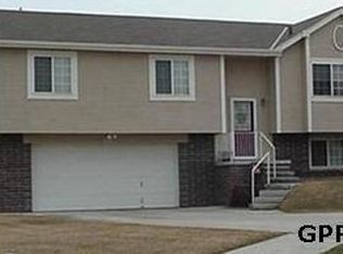 3621 N 197th Cir, Elkhorn, NE 68022