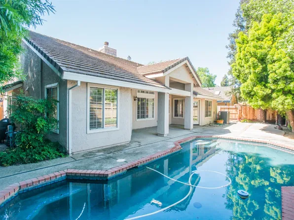 9513 Laguna Lake Way, Elk Grove, CA 95758