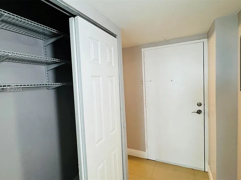 19390 Collins Ave #624 — Photo 31