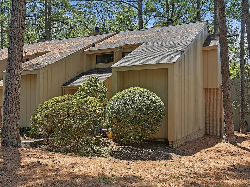 1st image of 4100 Five Oaks Dr Unit 6