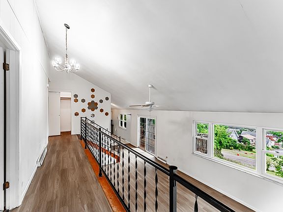 4th image of 45 Logan Ave