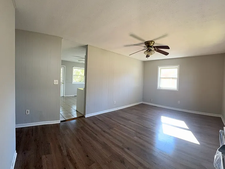 4910 Abstain Ct — Photo 2