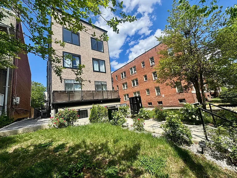 1307 Longfellow St NW #9 — Photo 31