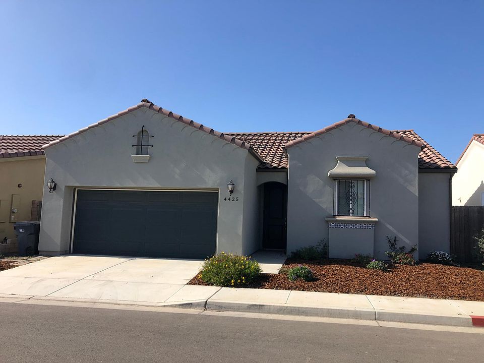 1st image of 4425 Hacienda Dr