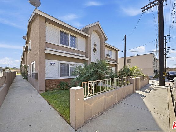 3rd image of 5522 Clara St
