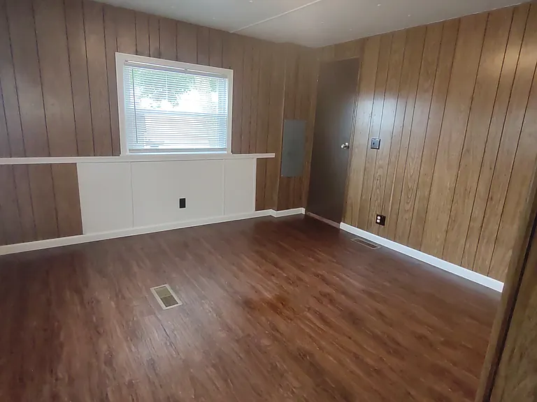 8675 Doris St — Photo 19
