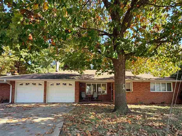 308 S Cedar Ave, Newkirk, OK 74647