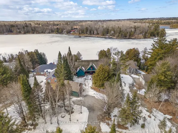 304 Indian Point Rd, Kawartha Lakes, ON K0M 1K0