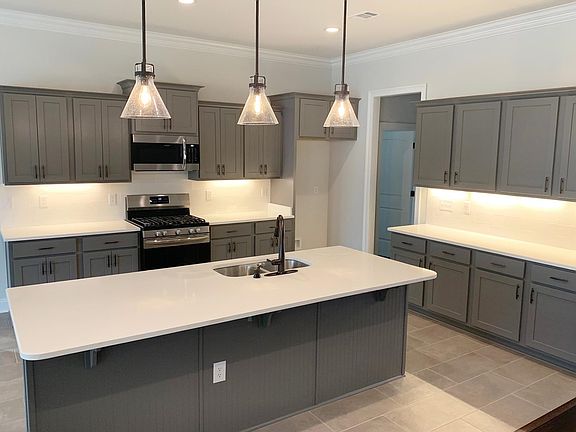 3rd image of 2905 Trestle Way #41-C