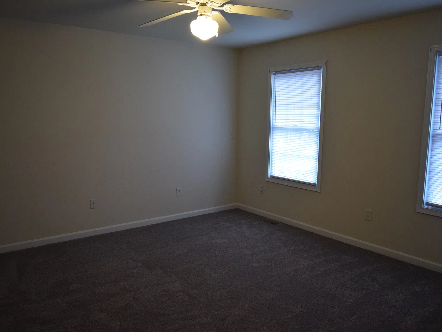 37 Lafayette Drive - 1 — Photo 4
