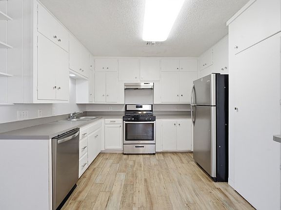 4th image of 3302 28th St