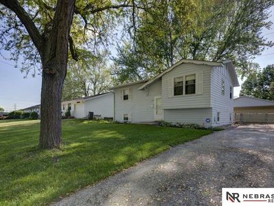 2518 S 123rd St, Omaha, NE, 68144