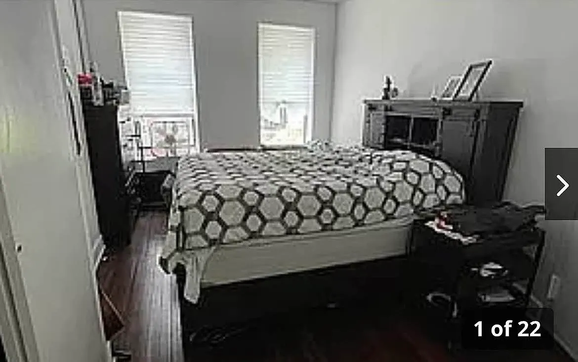 Building Photo - 143 E 97th St #2E